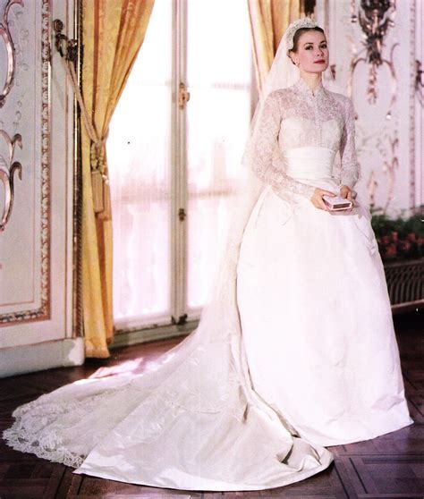 grace kelly wedding dress designer